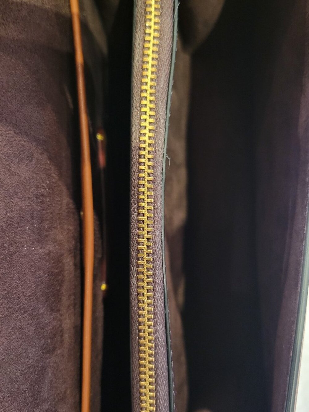 Coach Beat Shoulder Bag - Picture 14 of 16